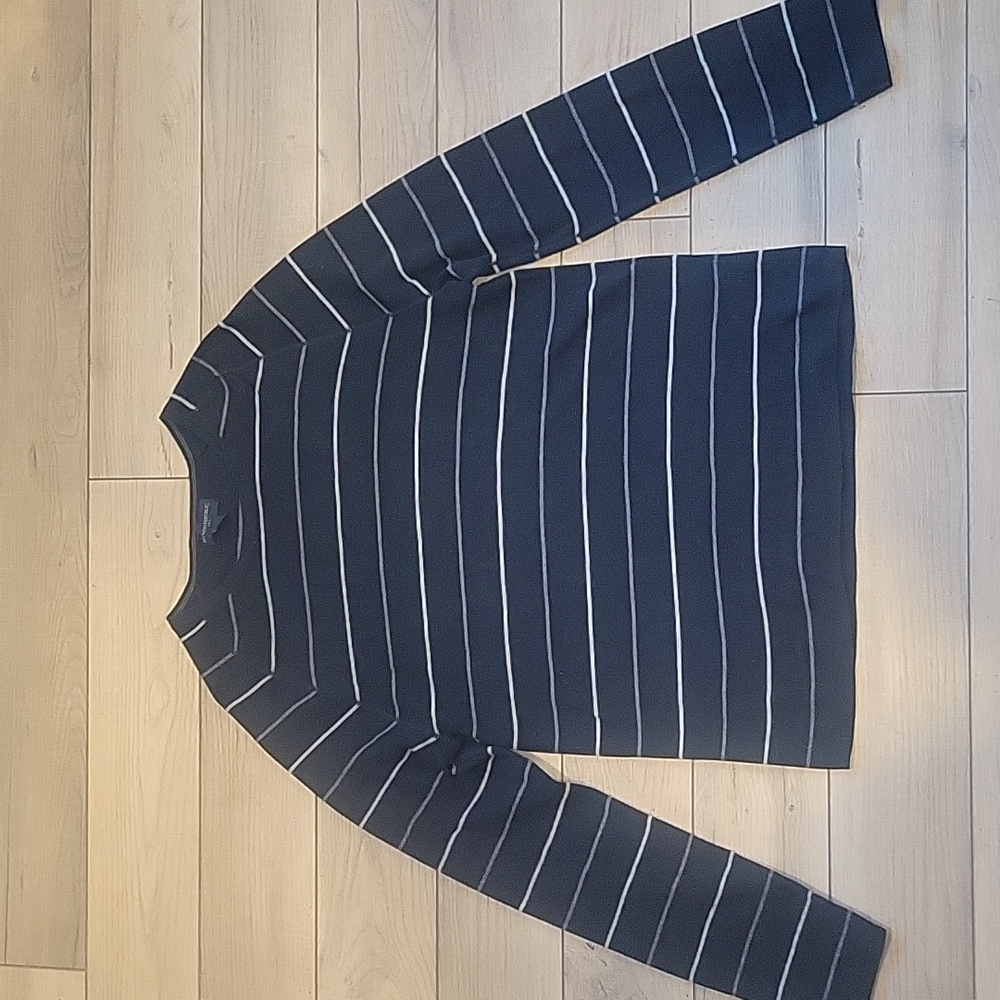 Banana Republic Men's 100% Cotton Black Gray Silver Striped Sweater - Size M